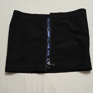 Black Zippered Women's Skirt